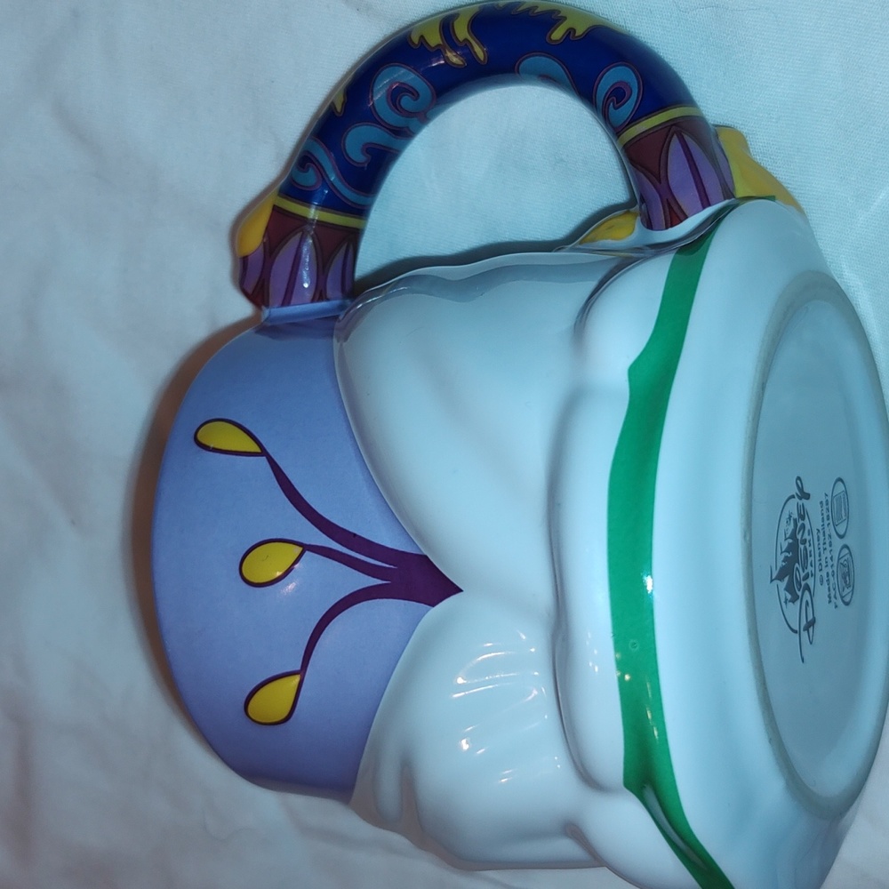 ❤️Disney Parks Princess Jasmine Lotus Flower Coffee Mug Soar to New Heights